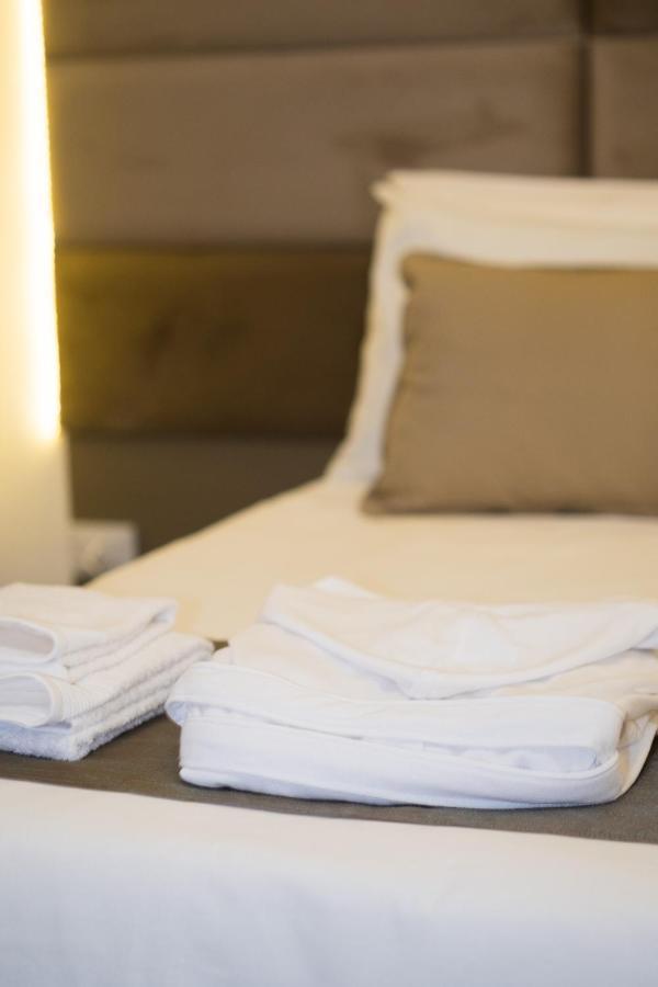 Caracciolo18 - Gb Appartement Napels